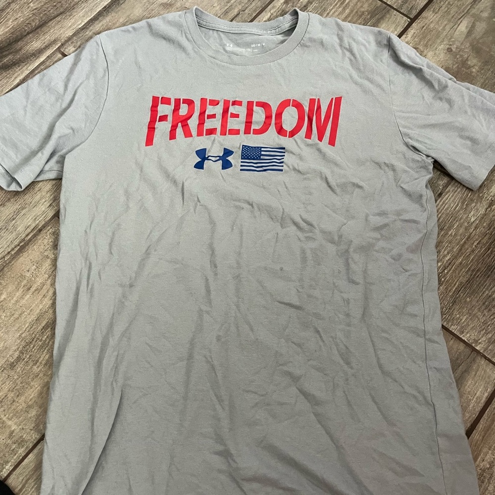 Under Armour Freedom Mens Medium T-Shirt